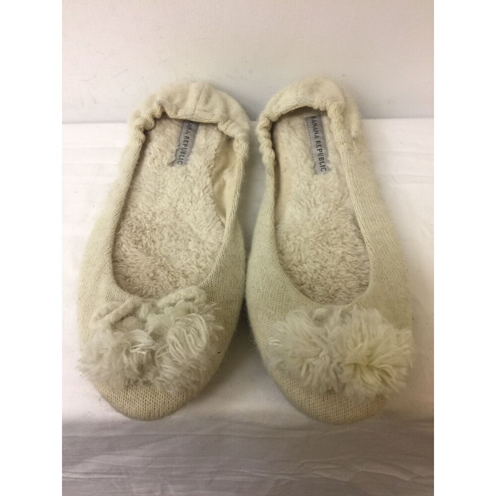 Banana Republic Women beige flat faux fur/textile slip On Ballet Flats size 7M